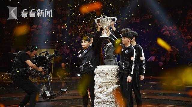 免费漫画阅站官方正版：无广告弹窗，全网漫画免费看