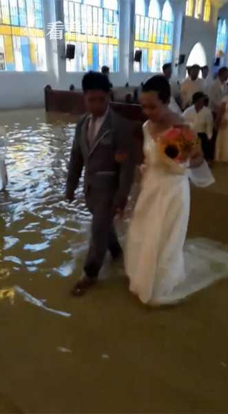 datealive 地铁逃生回归！biubiu免费加速，畅玩海量海内外精品手游