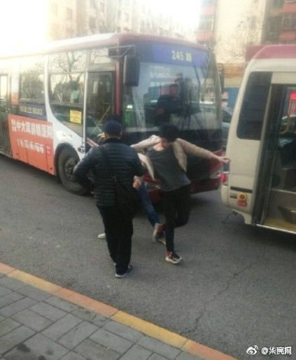 医妃天下李澜下拉式漫画