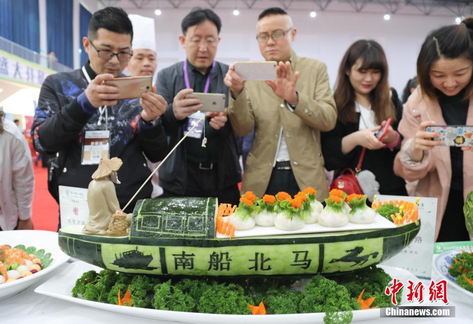 斗破苍穹老粉必看！正版免费观看渠道及支持正版的意义