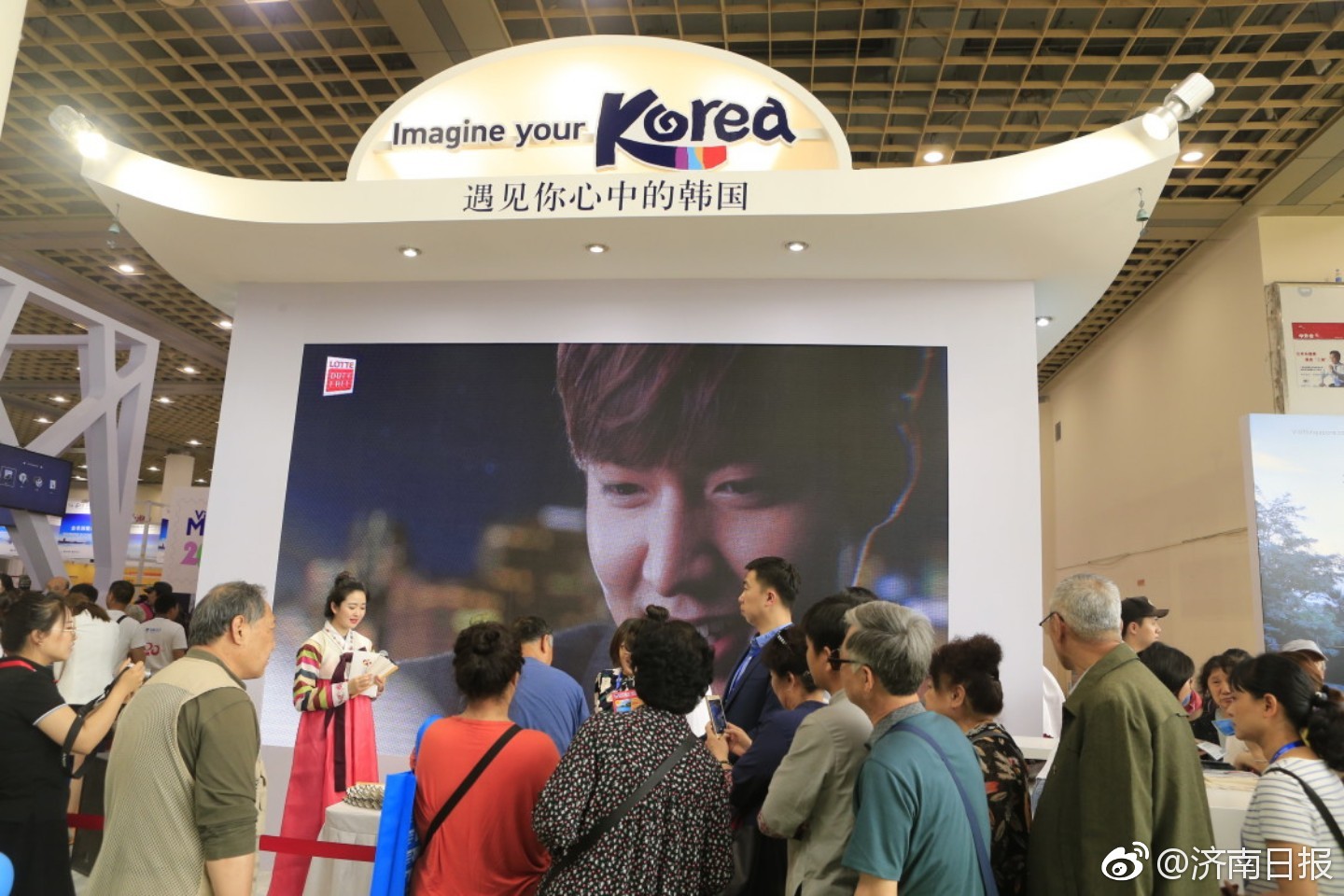 异世界搞笑冒险番为何吸引人？独特设定与反差角色是关键