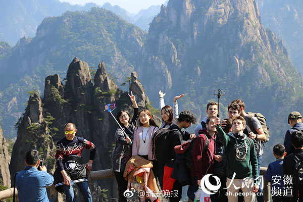 datealive 地铁逃生回归！biubiu免费加速，畅玩海量海内外精品手游