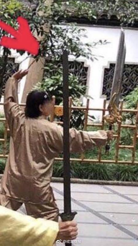 斗破苍穹老粉必看！正版免费观看渠道及支持正版的意义