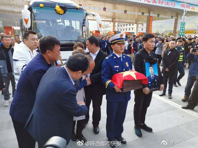 斗破苍穹老粉必看！正版免费观看渠道及支持正版的意义