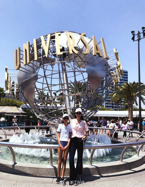 韩漫异乡人 意外桃花源漫画免费