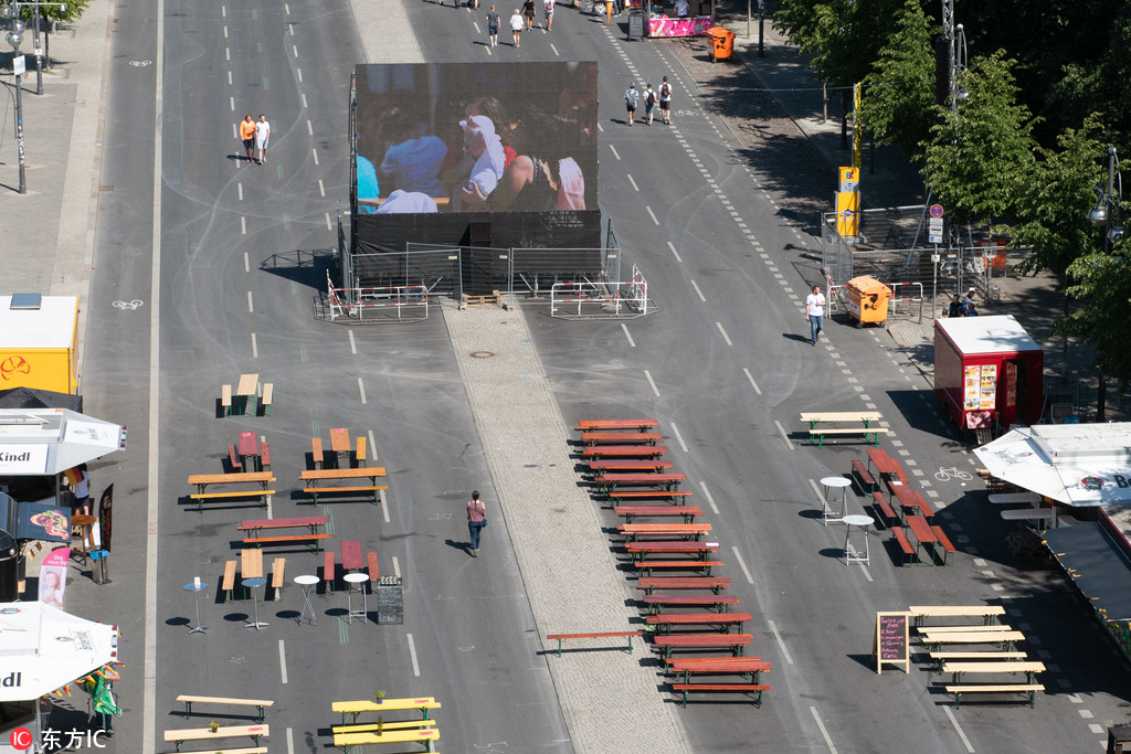 免费在线可阅读漫画成首选，却面临凯发k8国际首页登录的版权等难题待剖析？