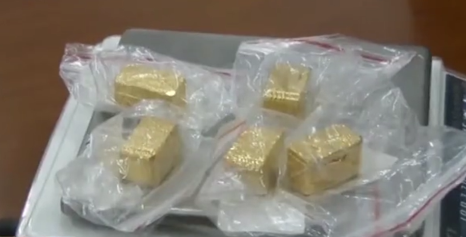 秘密访客韩剧网