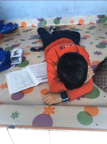 20禁漫画下拉式