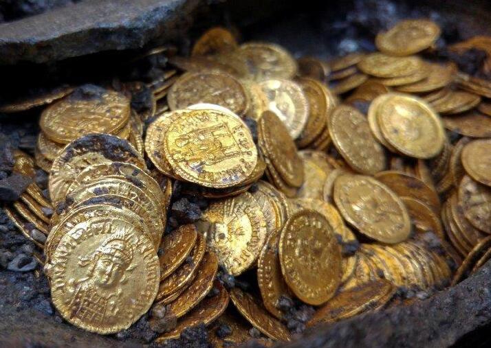 冷宫废后要逆天土豪