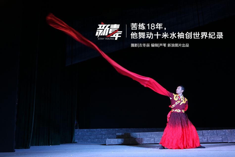 免费在线可阅读漫画成首选，却面临凯发k8国际首页登录的版权等难题待剖析？