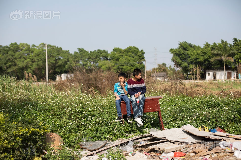 datealive 地铁逃生回归！biubiu免费加速，畅玩海量海内外精品手游