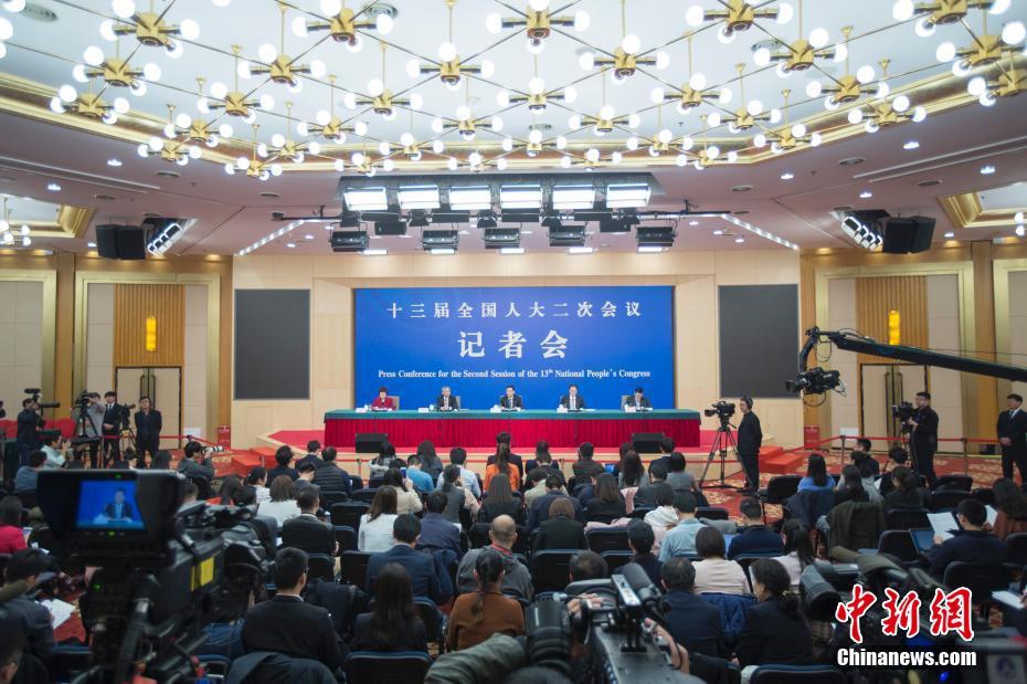 《海贼王第890集》在线观看