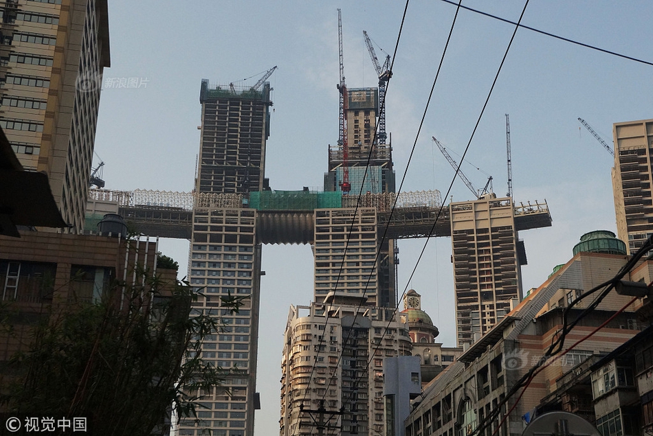 异世界搞笑冒险番为何吸引人？独特设定与反差角色是关键