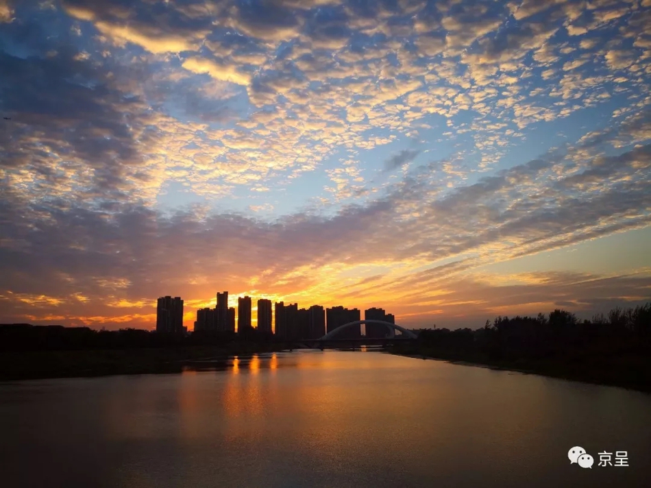 缘之空借兄妹情纠葛引发思索，为何对兄妹恋情描绘引争议？