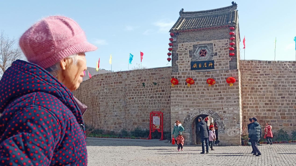 《海贼王第890集》在线观看