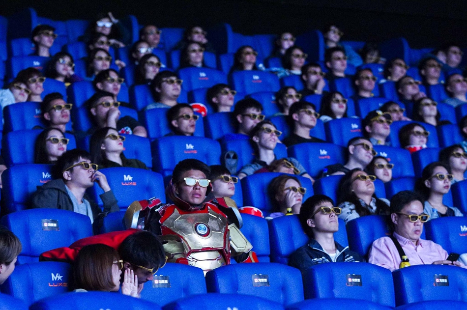 缘之空借兄妹情纠葛引发思索，为何对兄妹恋情描绘引争议？