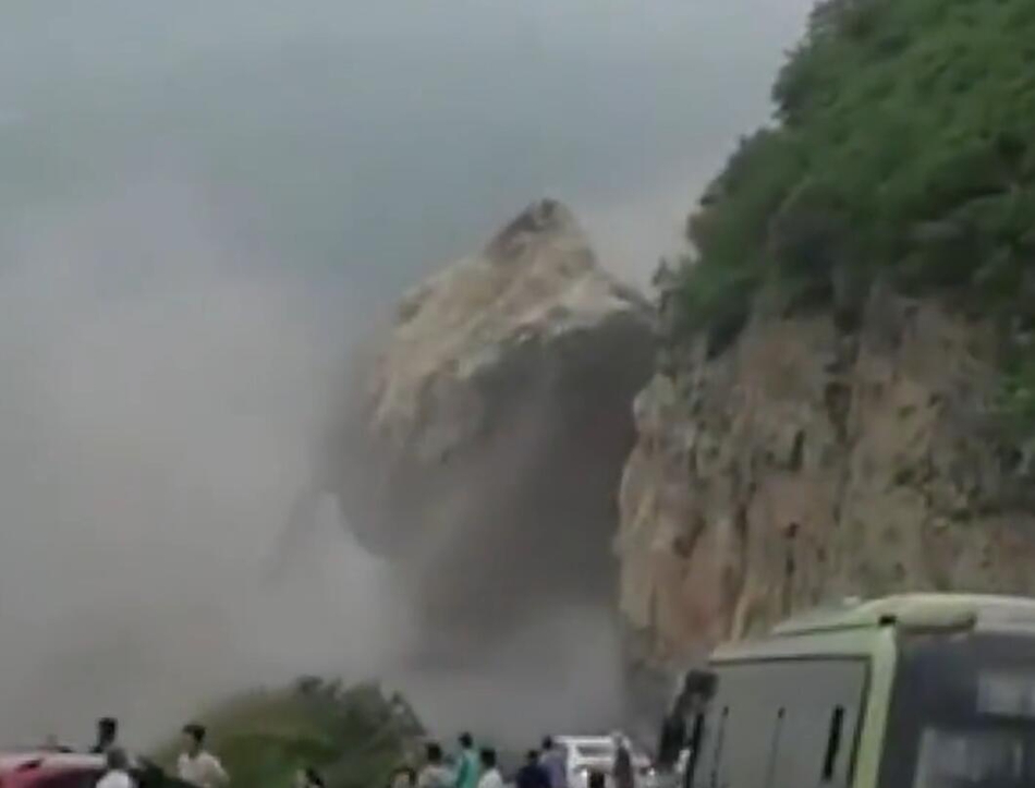 《海贼王第890集》在线观看