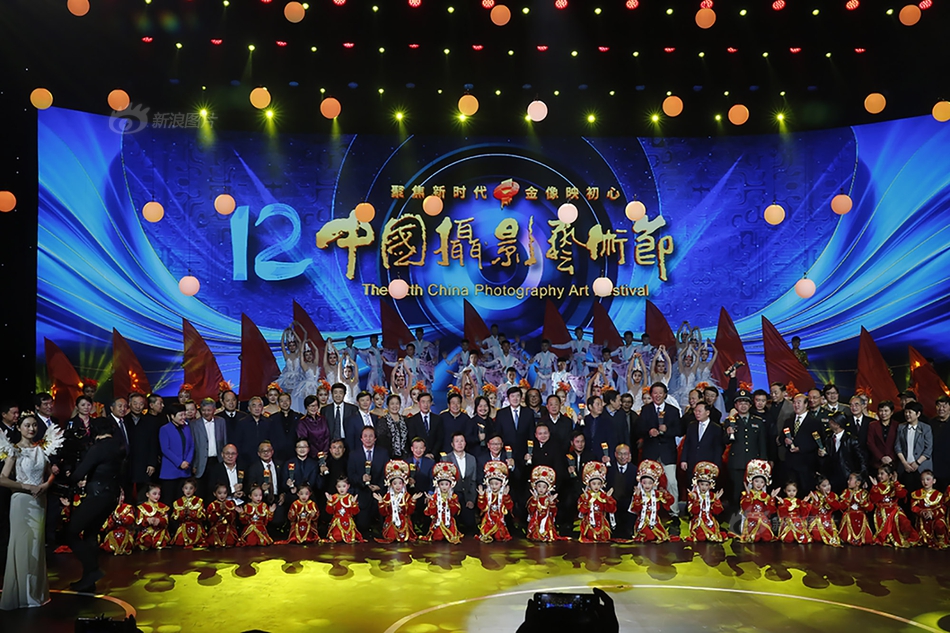 免费漫画阅站官方正版：无广告弹窗，全网漫画免费看