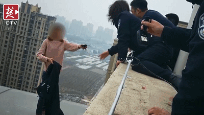 《海贼王第890集》在线观看