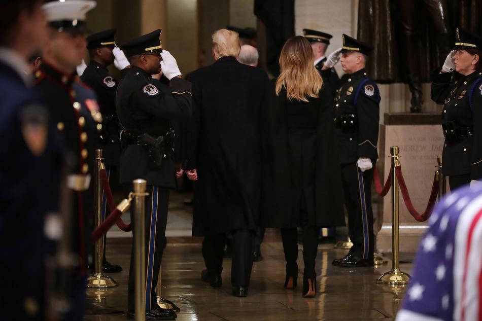 阅站漫画app最新版：免费搜索全网漫画，畅享多种便捷阅读体验