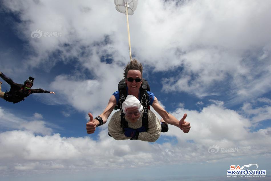 免费漫画阅站官方正版：无广告弹窗，全网漫画免费看