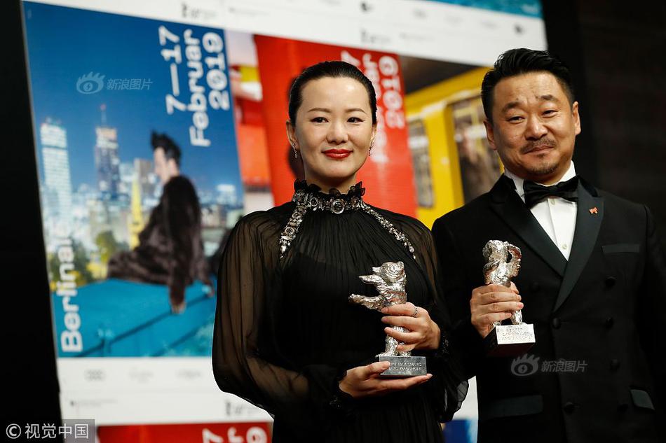 阅站漫画app最新版：免费搜索全网漫画，畅享多种便捷阅读体验