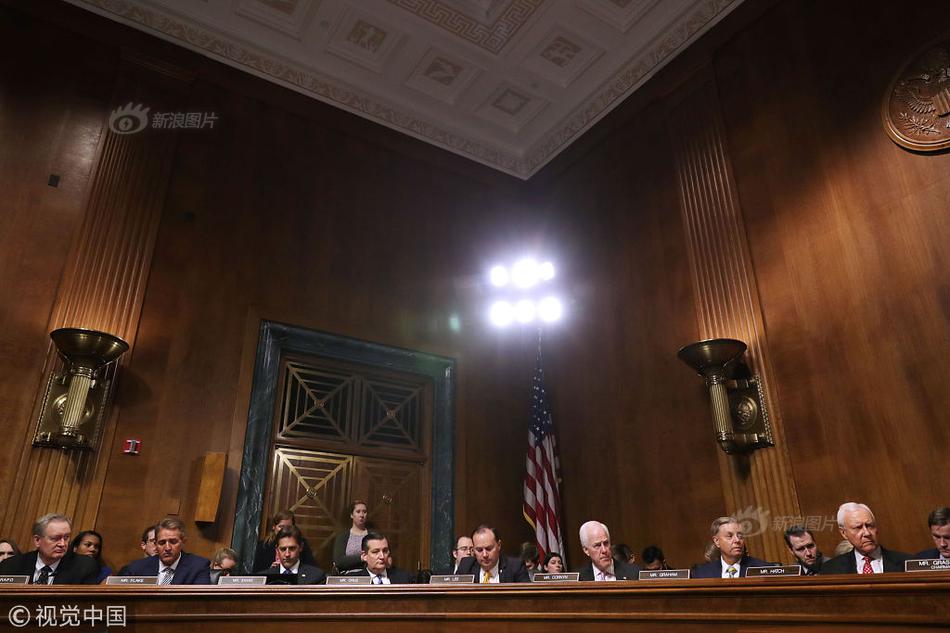 阅站漫画app最新版：免费搜索全网漫画，畅享多种便捷阅读体验