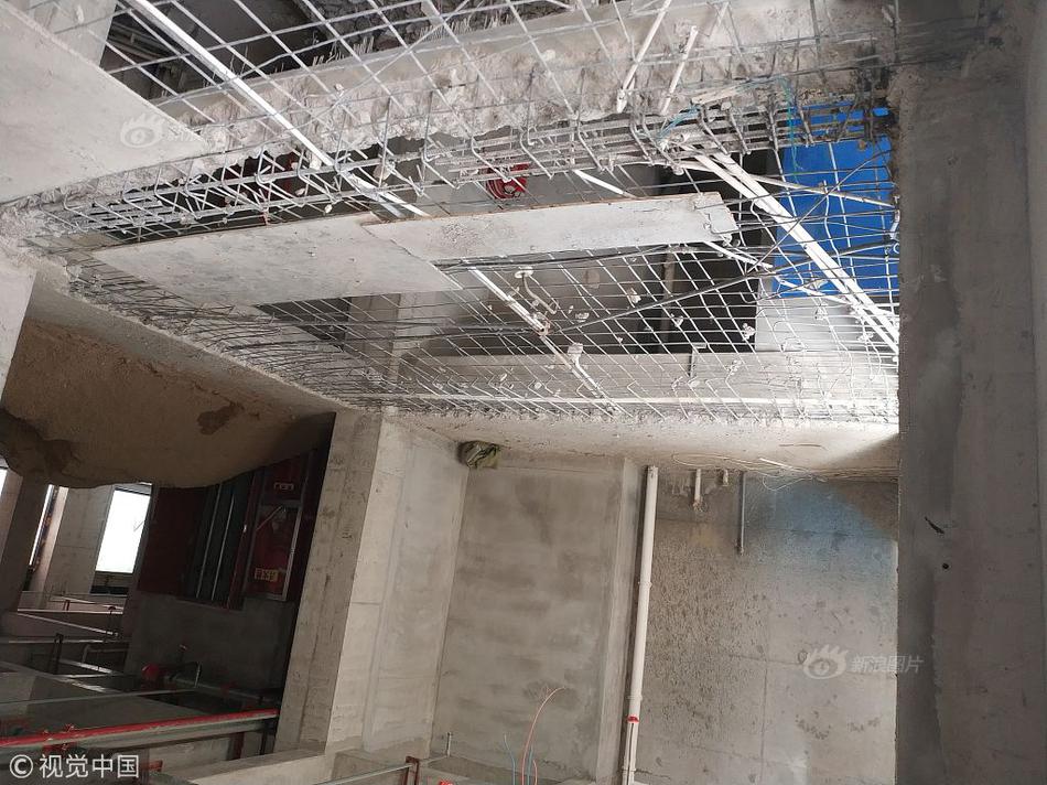 免费在线可阅读漫画成首选，却面临凯发k8国际首页登录的版权等难题待剖析？