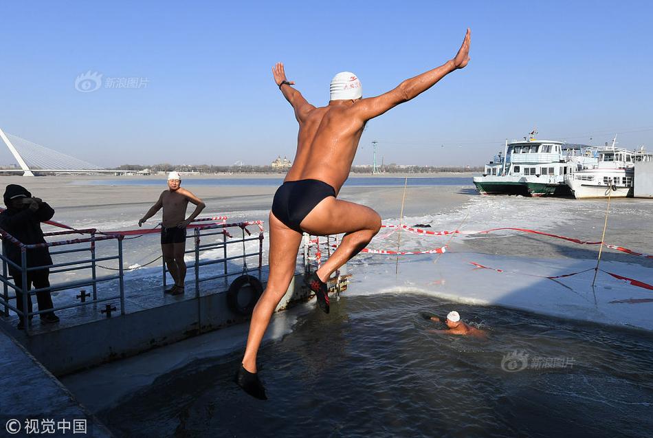 datealive 地铁逃生回归！biubiu免费加速，畅玩海量海内外精品手游