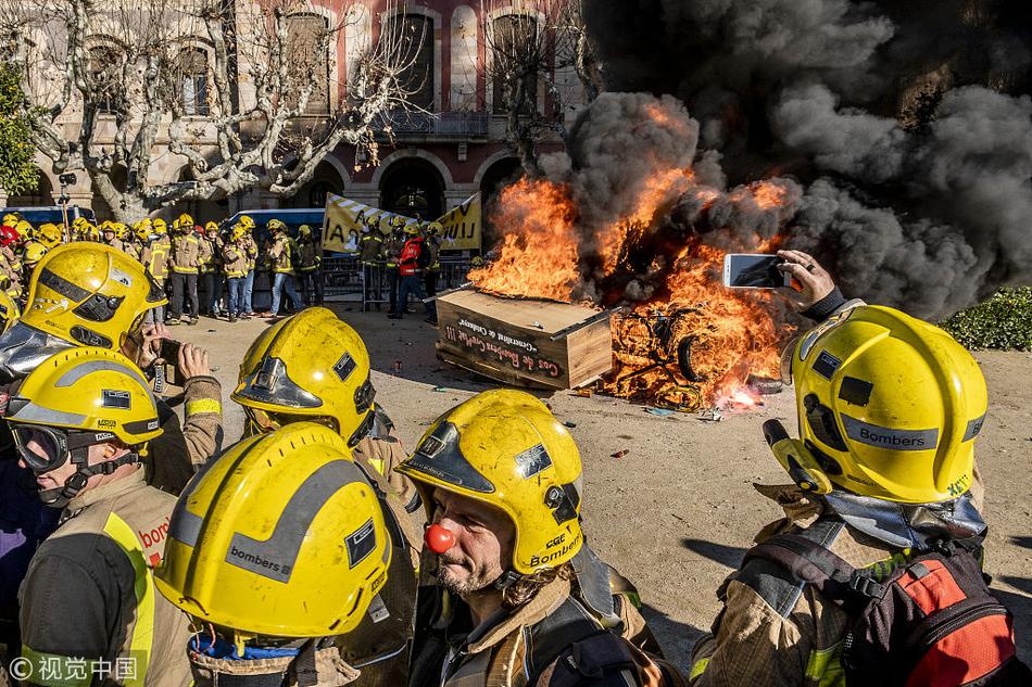 免费漫画阅站官方正版：无广告弹窗，全网漫画免费看