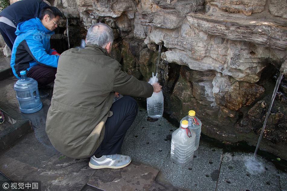 阅站漫画：资源丰富更新快，免费福利多，阅读体验超棒