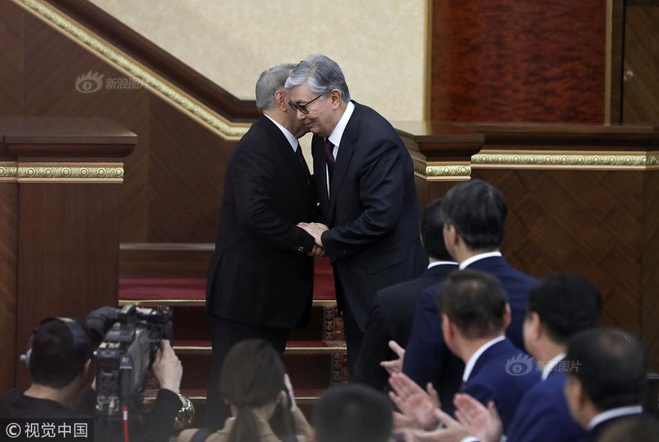 异世界搞笑冒险番为何吸引人？独特设定与反差角色是关键