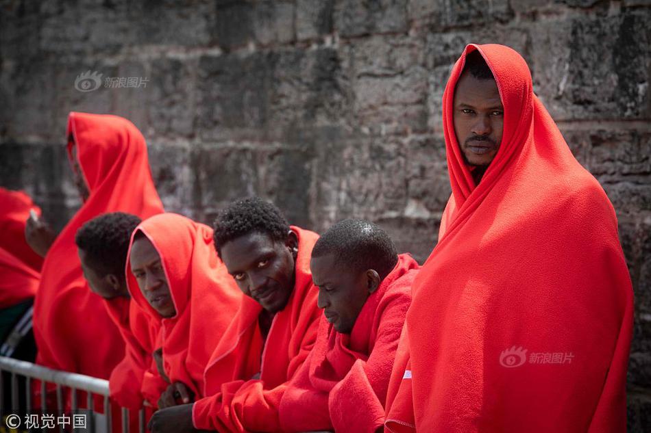 《海贼王第890集》在线观看