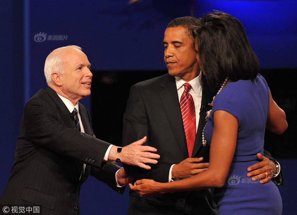 《海贼王第890集》在线观看