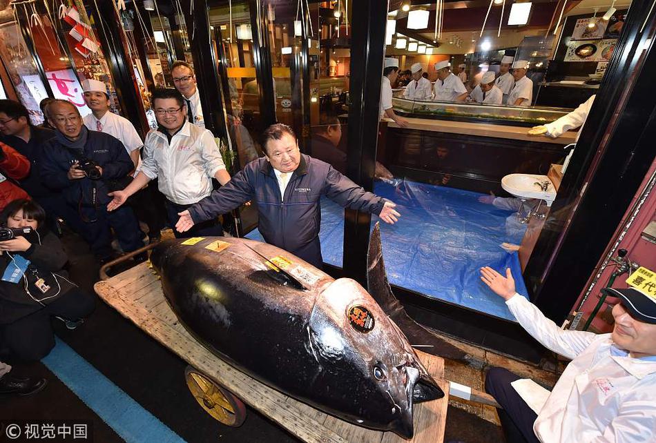 异世界搞笑冒险番为何吸引人？独特设定与反差角色是关键