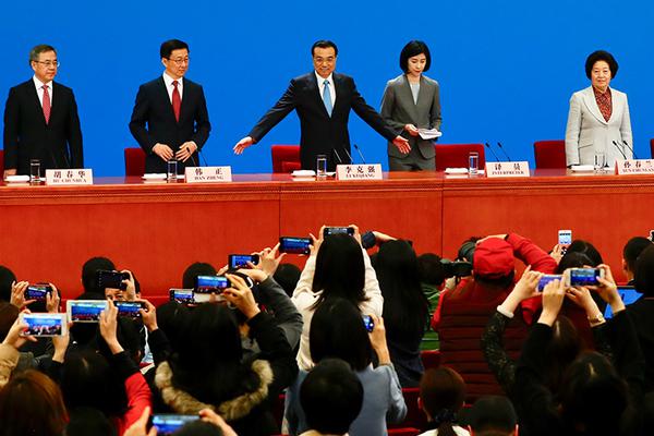 阅站漫画app最新版：免费搜索全网漫画，畅享多种便捷阅读体验