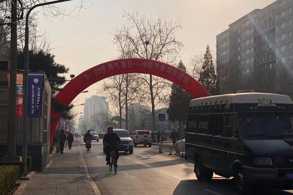 阅站漫画app最新版：免费搜索全网漫画，畅享多种便捷阅读体验