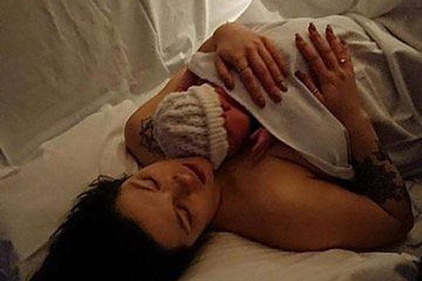 同人：约会大作战datealive ex章节（3） ast存亡战 第一节