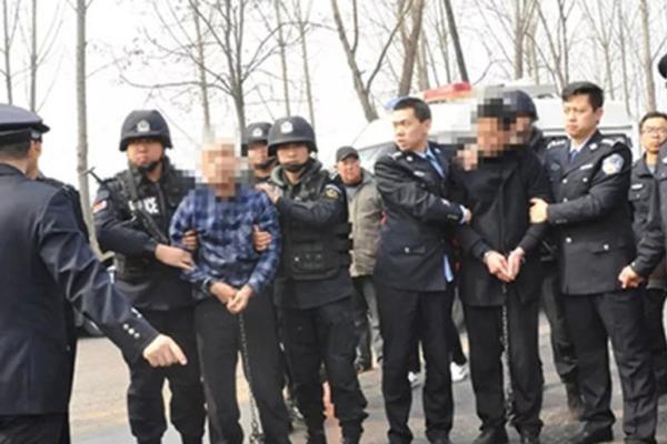 阅站漫画app最新版：免费搜索全网漫画，畅享多种便捷阅读体验