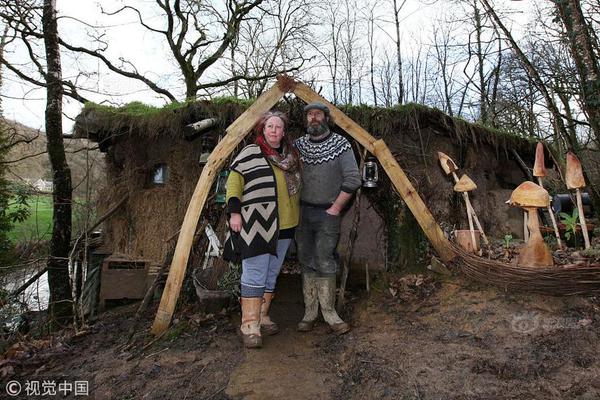 《海贼王第890集》在线观看