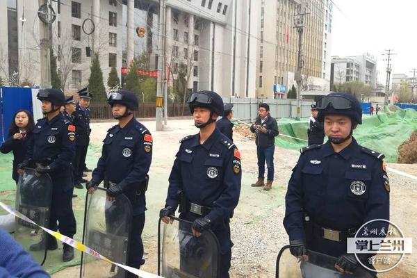 终极斗罗漫画百年漫画