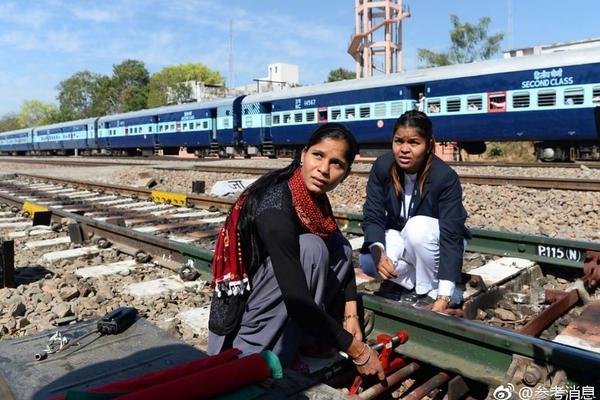 同人：约会大作战datealive ex章节（3） ast存亡战 第一节