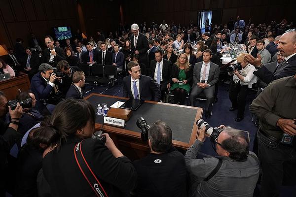 异世界搞笑冒险番为何吸引人？独特设定与反差角色是关键