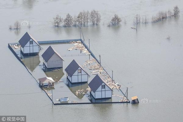 美食大陆漫画免费扑飞