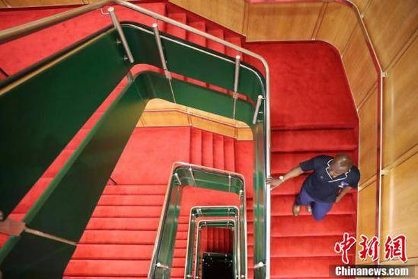 数字阅读普及下，韩漫免费观看的凯发k8国际首页登录的版权风险与安全提示