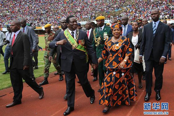 《海贼王第890集》在线观看