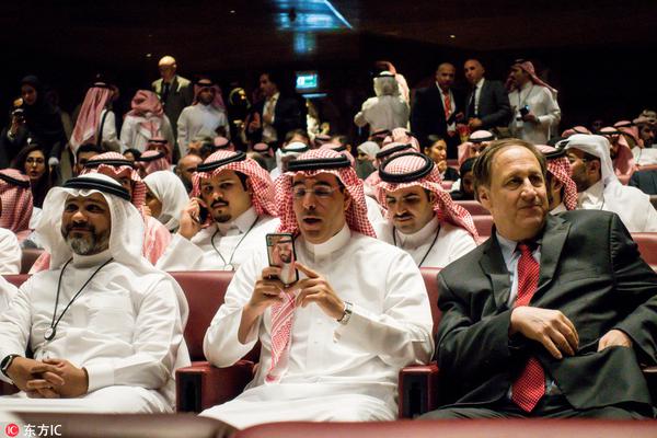 斗破苍穹老粉必看！正版免费观看渠道及支持正版的意义