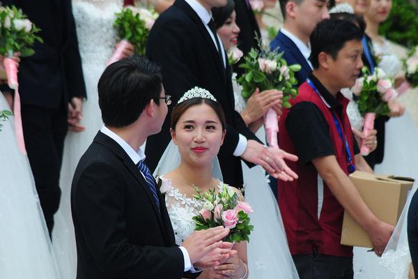 阅站漫画：资源丰富更新快，免费福利多，阅读体验超棒