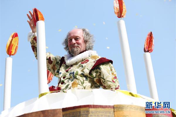 魔皇大管家漫画免费漫画土豪漫画