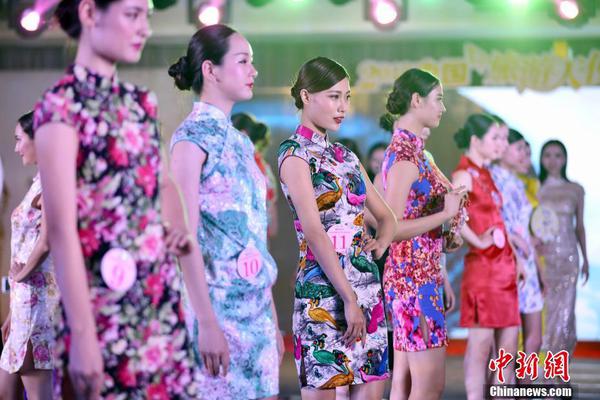 《海贼王第890集》在线观看